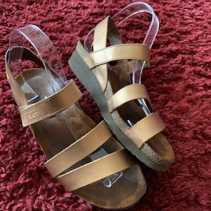 Naot Kayla Wedge Sandal Size 39
